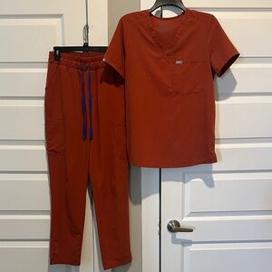 FIGS Burnt Orange/Auburn Scrub Set